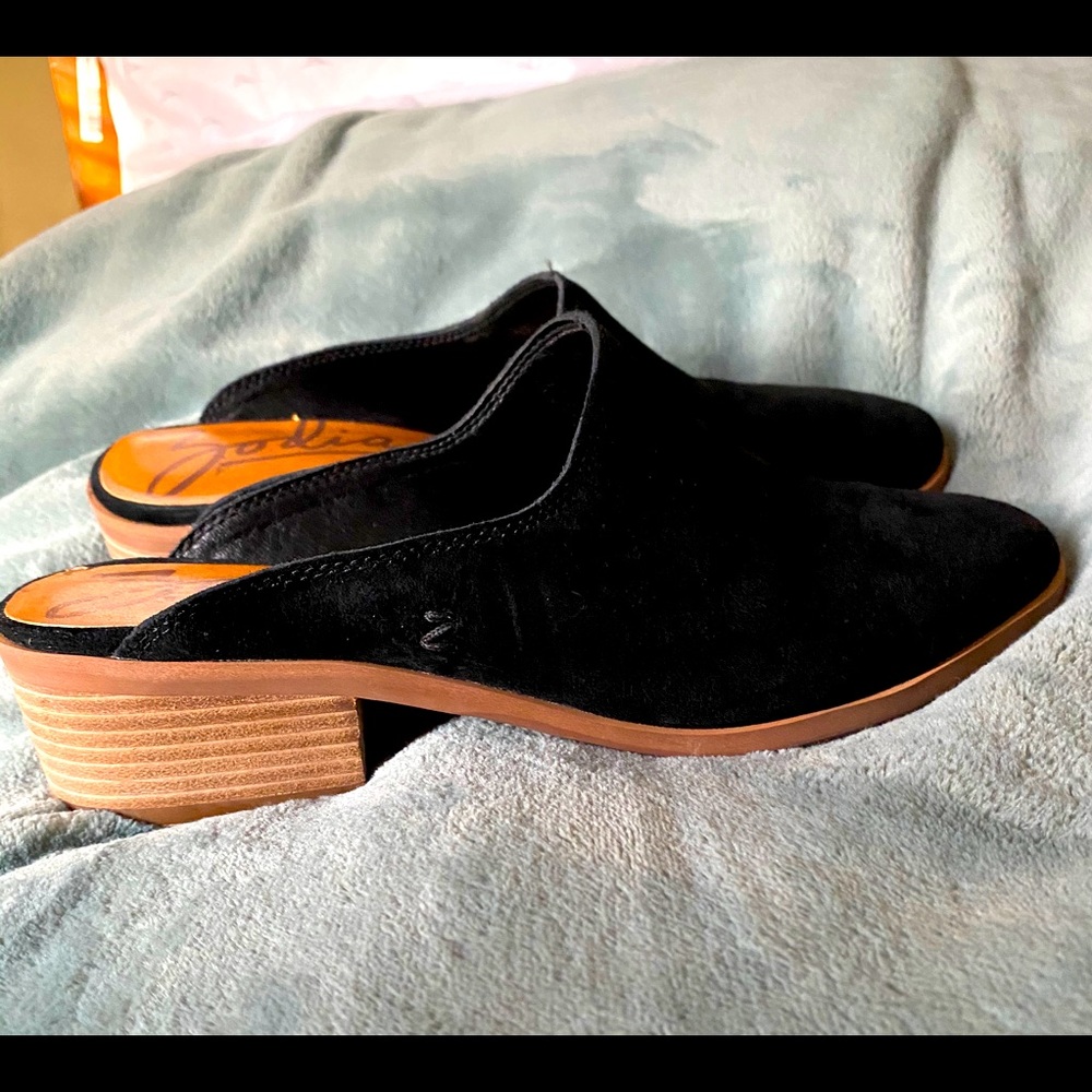 Zodiac suede mule